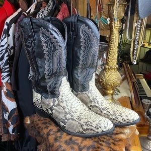 True Python Snake Skin Cowboy Boots Mens 12